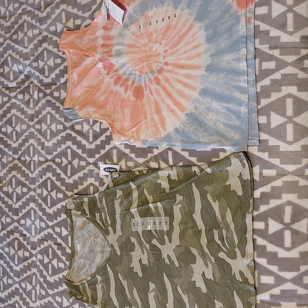 Old Navy Tank Tops